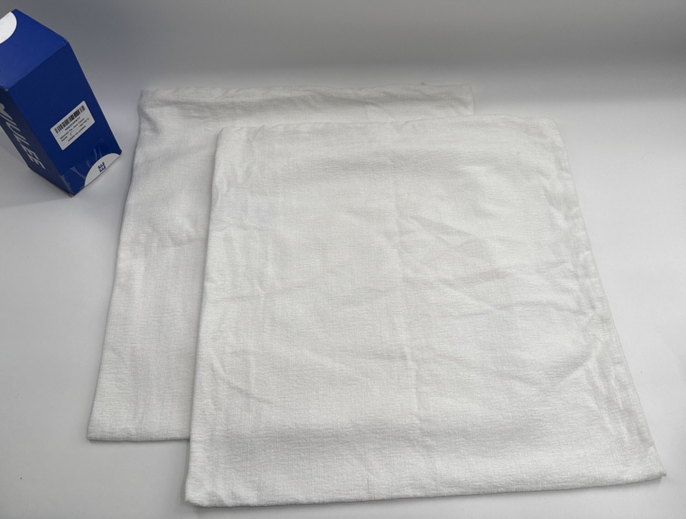 MIULEE Pack of 2 Couch Throw Pillow Covers 18" x 18" White Unused *READ..